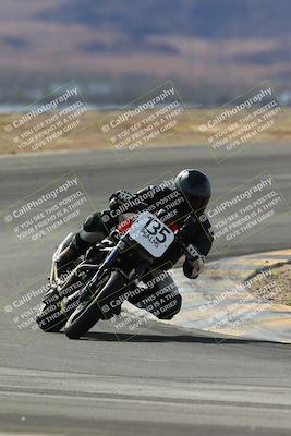 media/Feb-07-2025-CVMA Friday Practice (Fri) [[7034960ba2]]/4-Racer 4/Session 3 (Turn 8)/